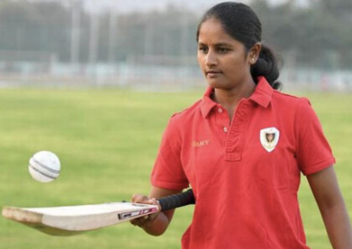 Rashi - मुझे भारतीय महिला क्रिकेट टीम तक पहुंचाया माता पिता और कोच के मार्गदर्शन ने - राशि कनौजिया