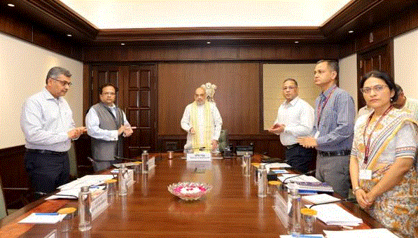 सरकार ने नई दिल्ली में नया ओवरसीज सिटीजन ऑफ इंडिया (OCI) पोर्टल लॉन्च किया OCI New Website - सरकार ने नई दिल्ली में नया ओवरसीज सिटीजन ऑफ इंडिया (OCI) पोर्टल लॉन्च किया