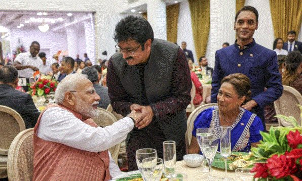 Tobago - त्रिनिदाद और टोबैगो में करीब 20 प्रतिशत हिंदू धर्म के लोग रहते हैं