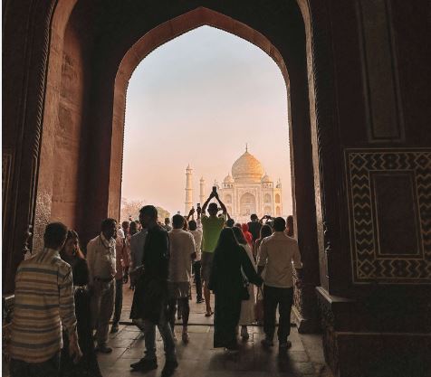 ताजमहल की पहली झलक: आखिर क्यों मुंह से निकलता है – वाह